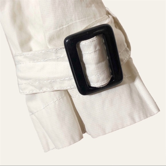 White House Black Market Lightweight Trench - Picture 4 of 11